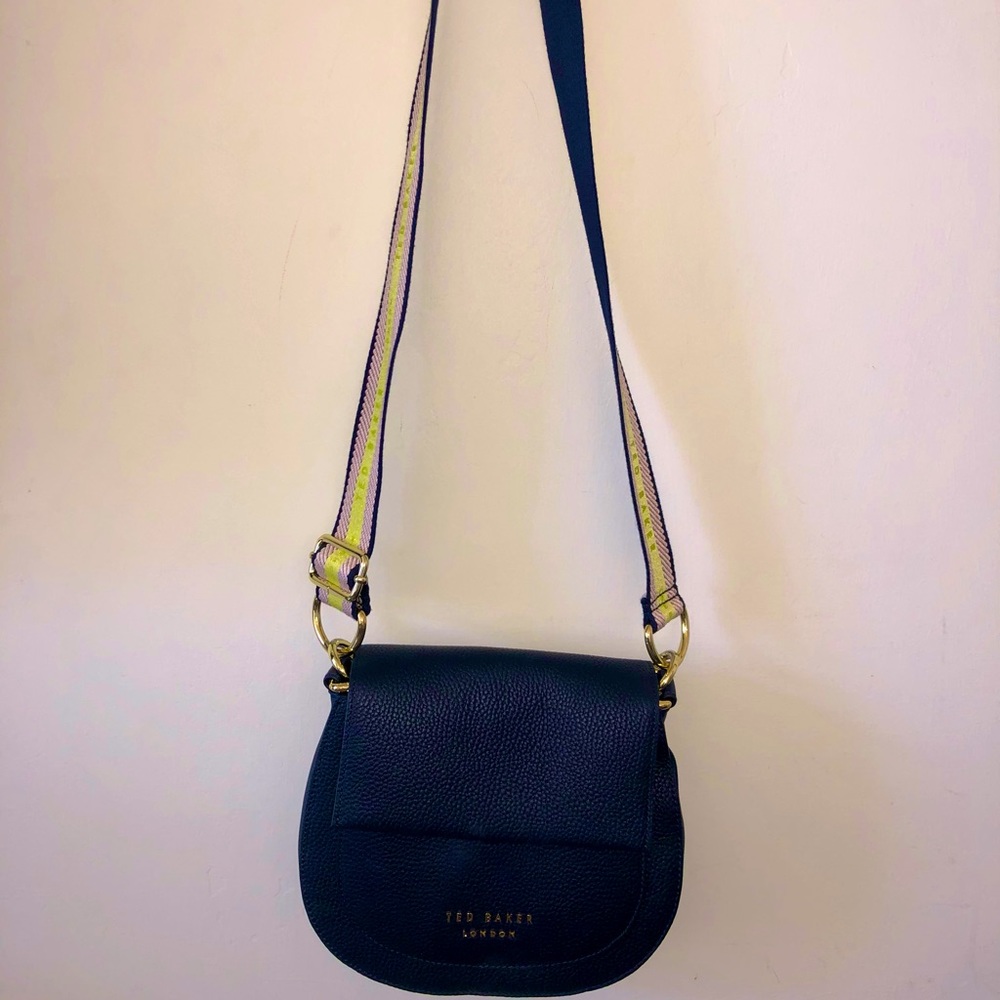 Ted Baker bag that’s unique and classy!